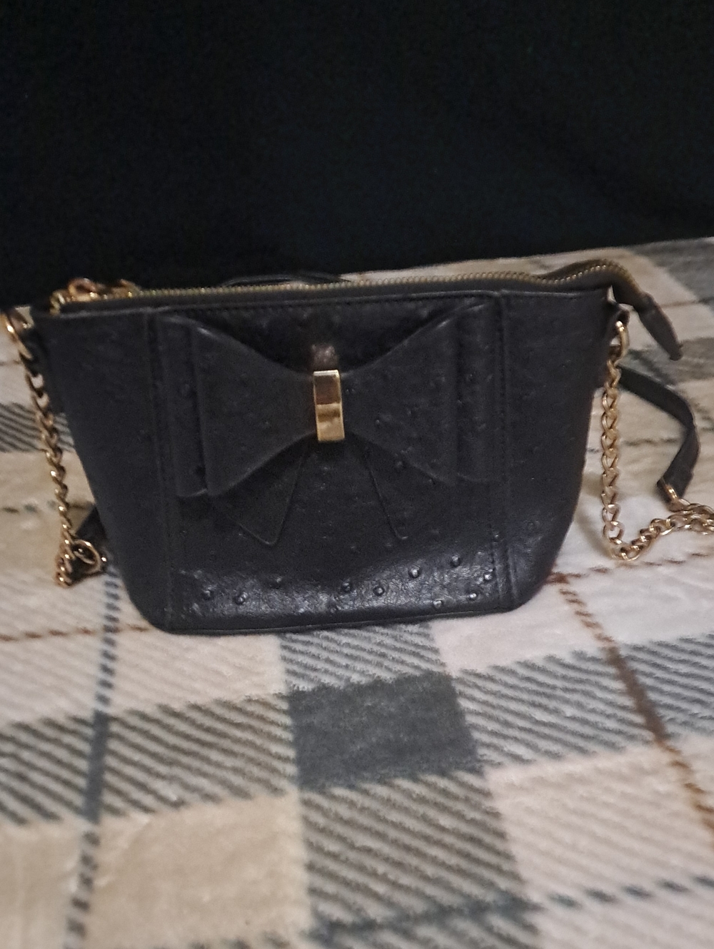 Black Bow Accent Crossbody Bag with Gold Chain - Picture 1 of 6